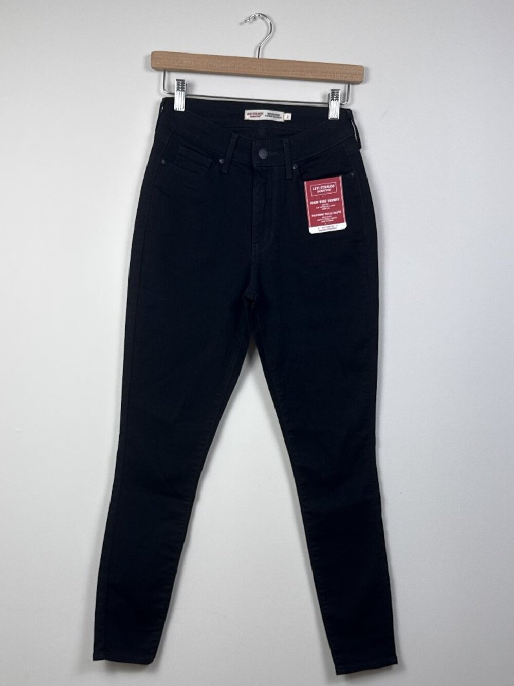 Signature Levi Strauss Womens High Rise Skinny Jeans Black Denim Size 2 NWT